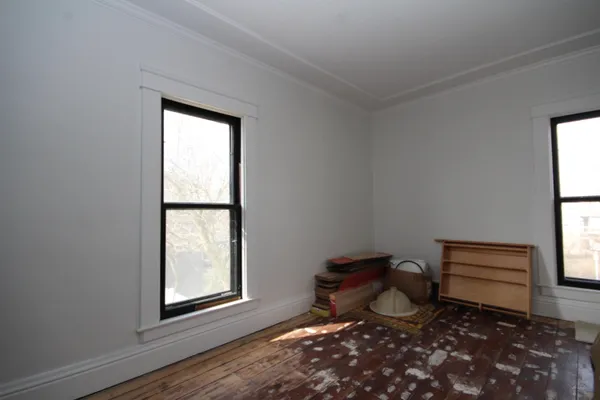 $179,000 | 114 West Park Street, Vicksburg, MI 49097