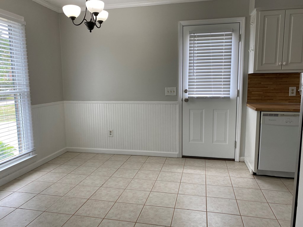 3 Deland Court Columbus, GA 31904 - Photo 7 of 27 an empty room with windows