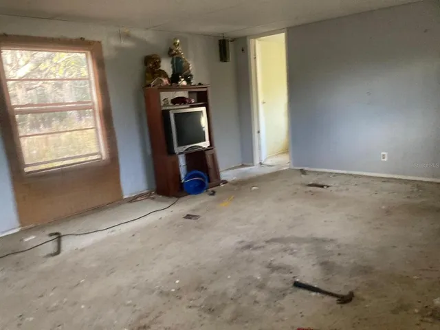 a view of a storage & utility room