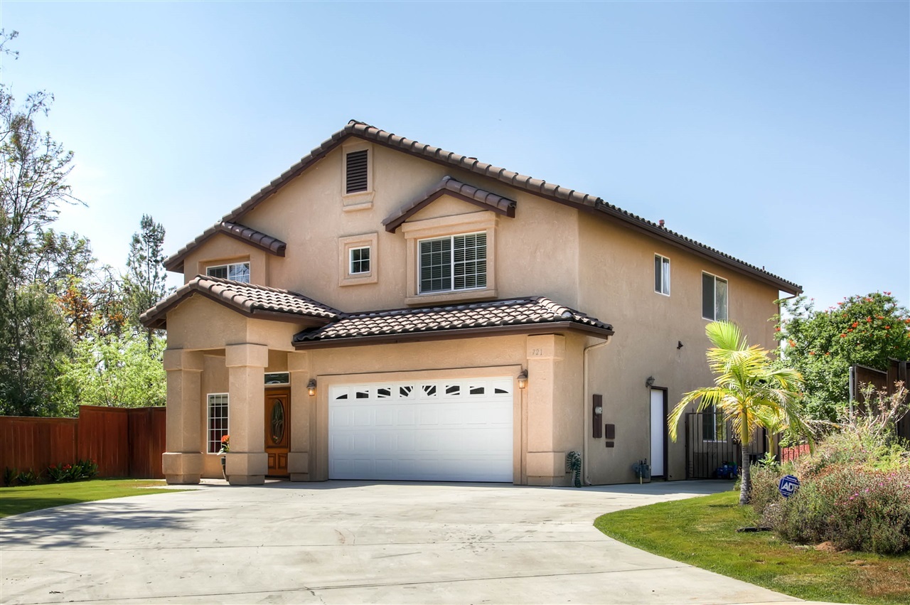 721 Oceanview Terrace Vista, CA 92084 - Photo 2 of 25