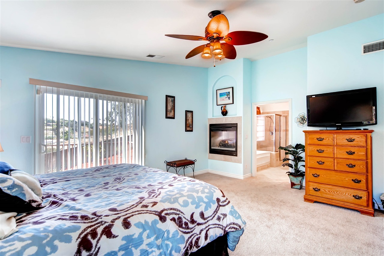 721 Oceanview Terrace Vista, CA 92084 - Photo 13 of 25