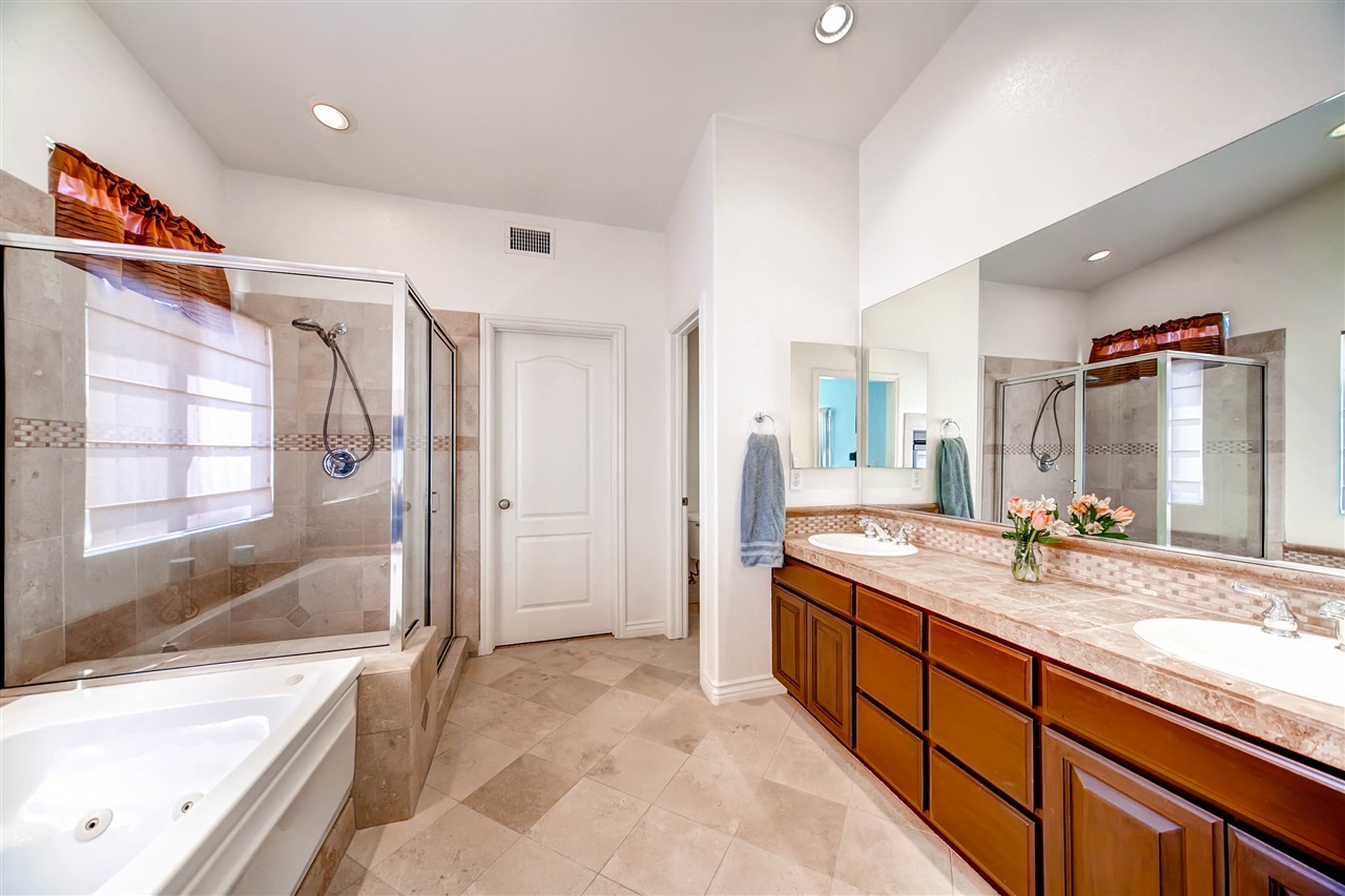 721 Oceanview Terrace Vista, CA 92084 - Photo 15 of 25