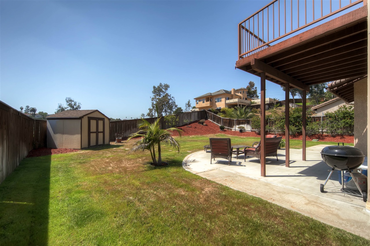 721 Oceanview Terrace Vista, CA 92084 - Photo 21 of 25