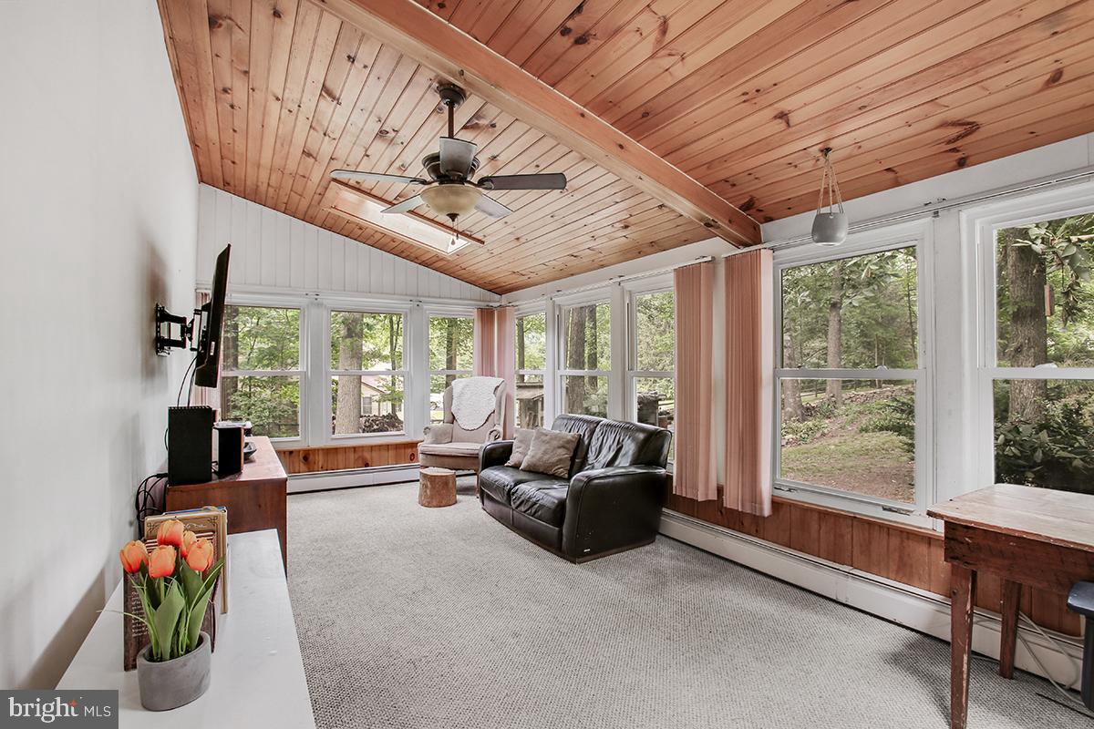 421 Woodglen Road Birdsboro, PA 19508 - Photo 16 of 36 Gallery Image 16