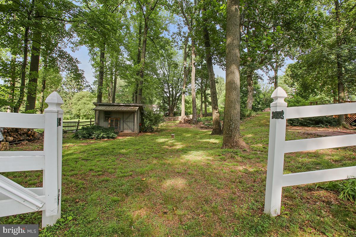 421 Woodglen Road Birdsboro, PA 19508 - Photo 28 of 36 Gallery Image 28