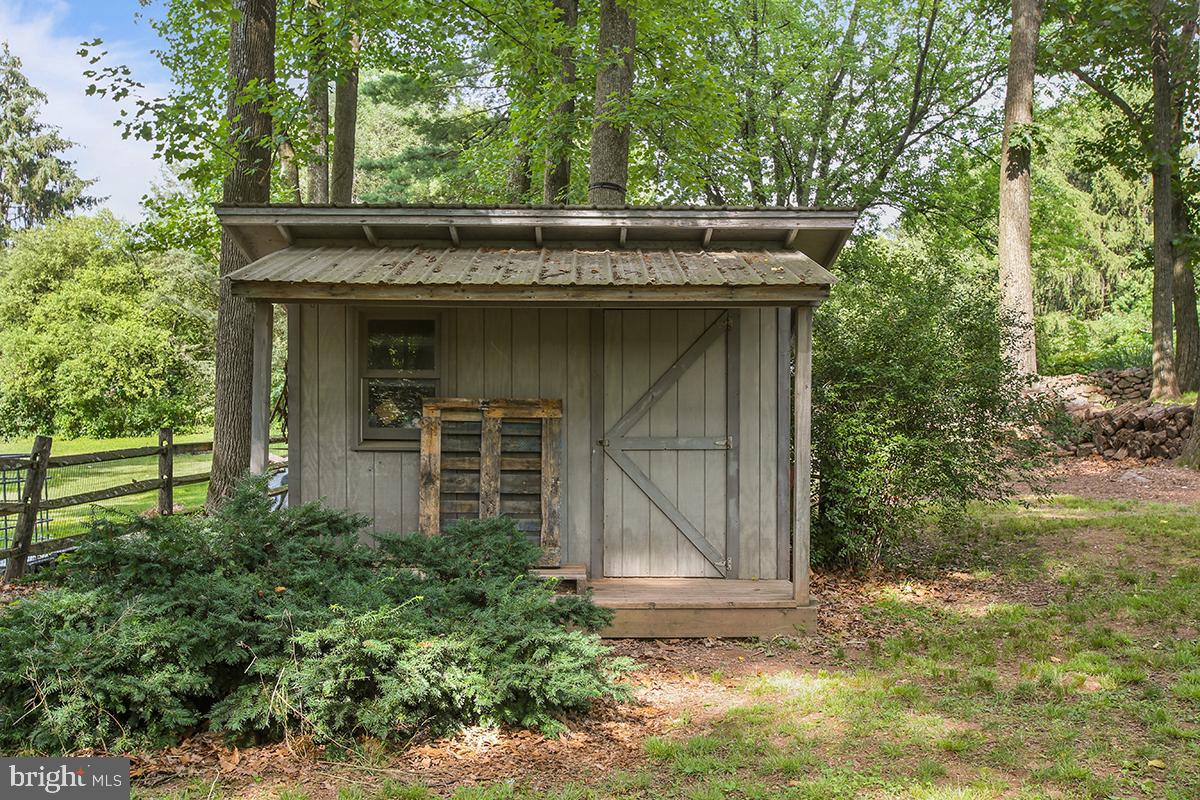 421 Woodglen Road Birdsboro, PA 19508 - Photo 29 of 36 Gallery Image 29
