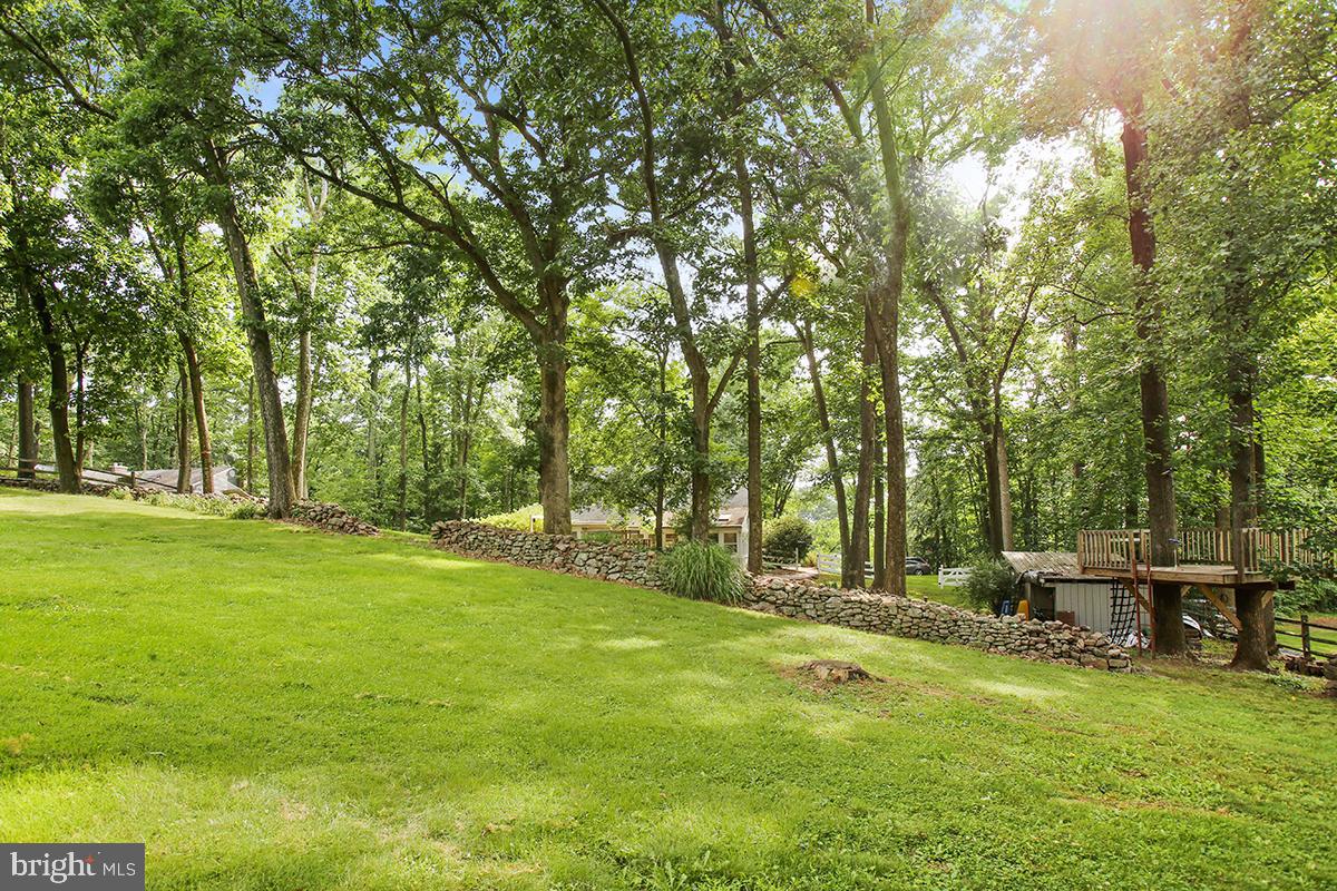 421 Woodglen Road Birdsboro, PA 19508 - Photo 34 of 36 Gallery Image 34