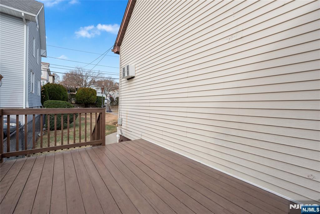 78 Columbia Street Wood-Ridge, NJ 07075 - Photo 4 of 25