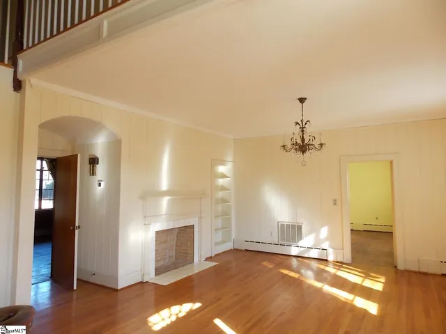 $671,000 | 905 East Greenville Street, Anderson, SC 29621