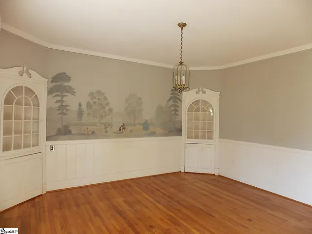 $671,000 | 905 East Greenville Street, Anderson, SC 29621