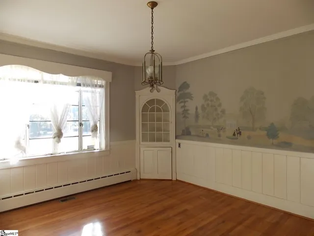 $671,000 | 905 East Greenville Street, Anderson, SC 29621