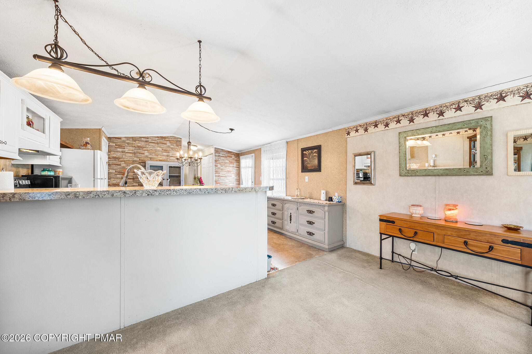 145 Fawn Valley Road Stroudsburg, PA 18360 - Photo 5 of 19 145 Fawn Valley Rd Stroudsburg, PA-10