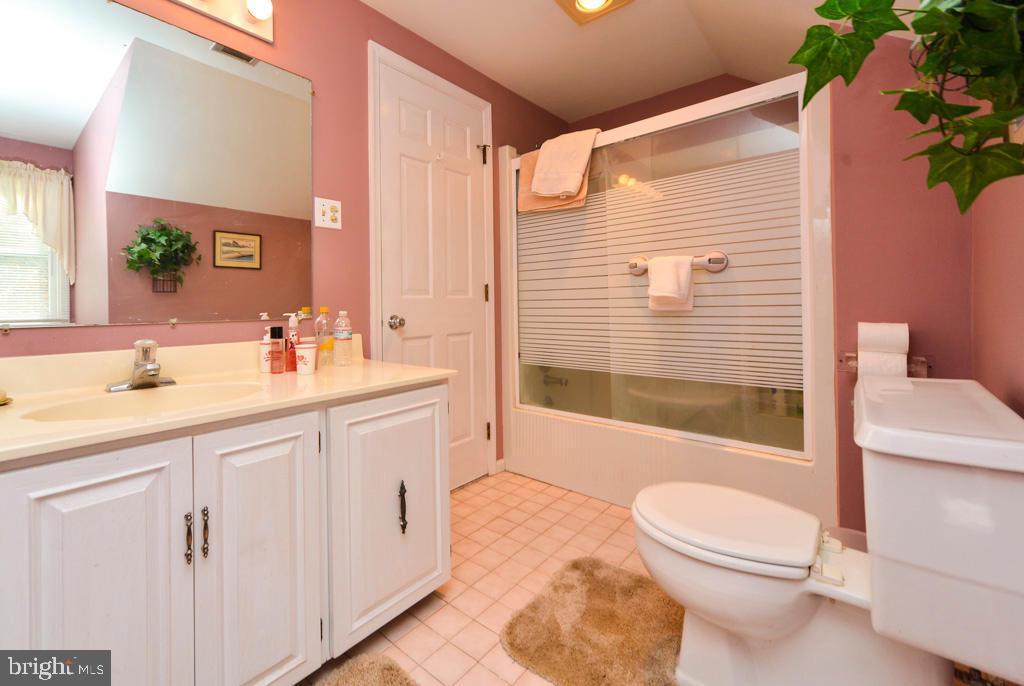 714 Hillaire Road Lancaster, PA 17601 - Photo 20 of 30 Gallery Image 20