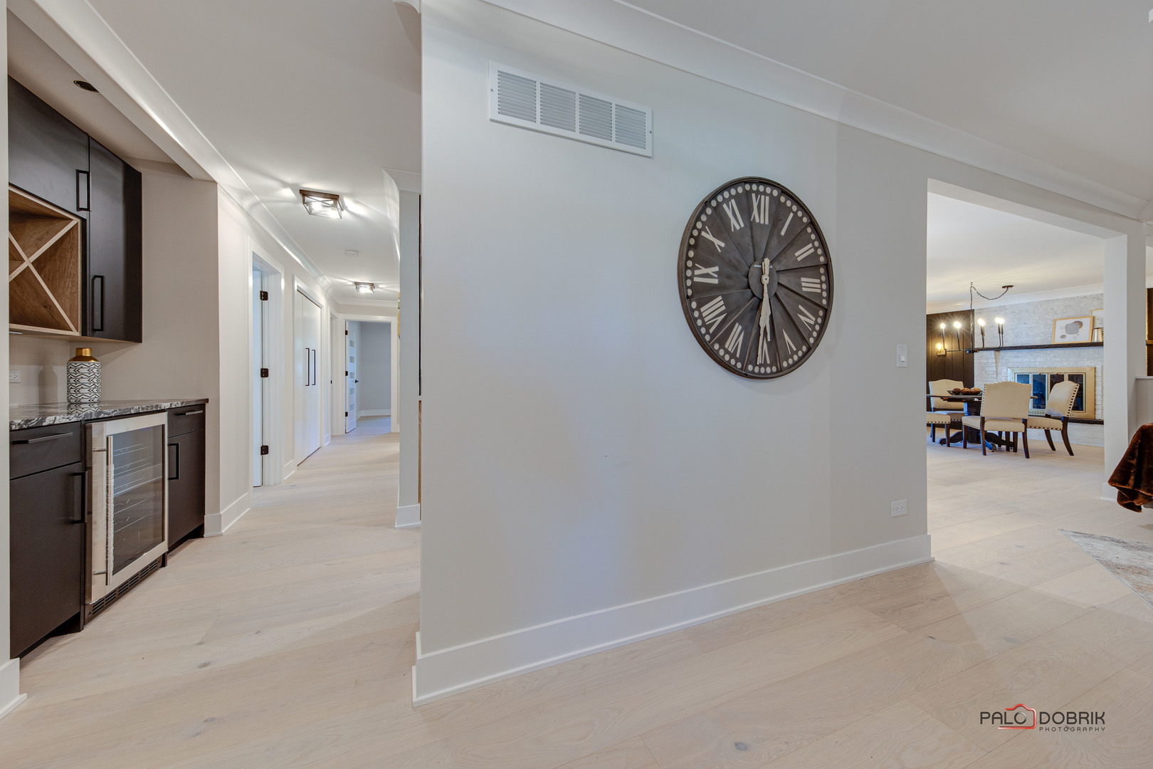 1007 Crest Street Wheaton, IL 60189 - Photo 6 of 38 Gallery Image 6