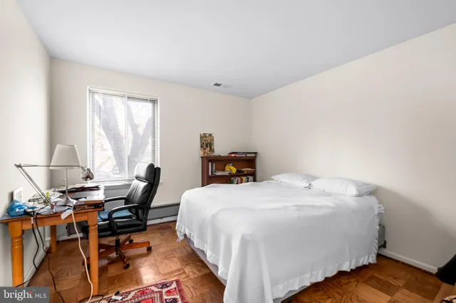 $2,250 | 103 Cross Keys Road, Unit R103D2, Baltimore, MD 21210