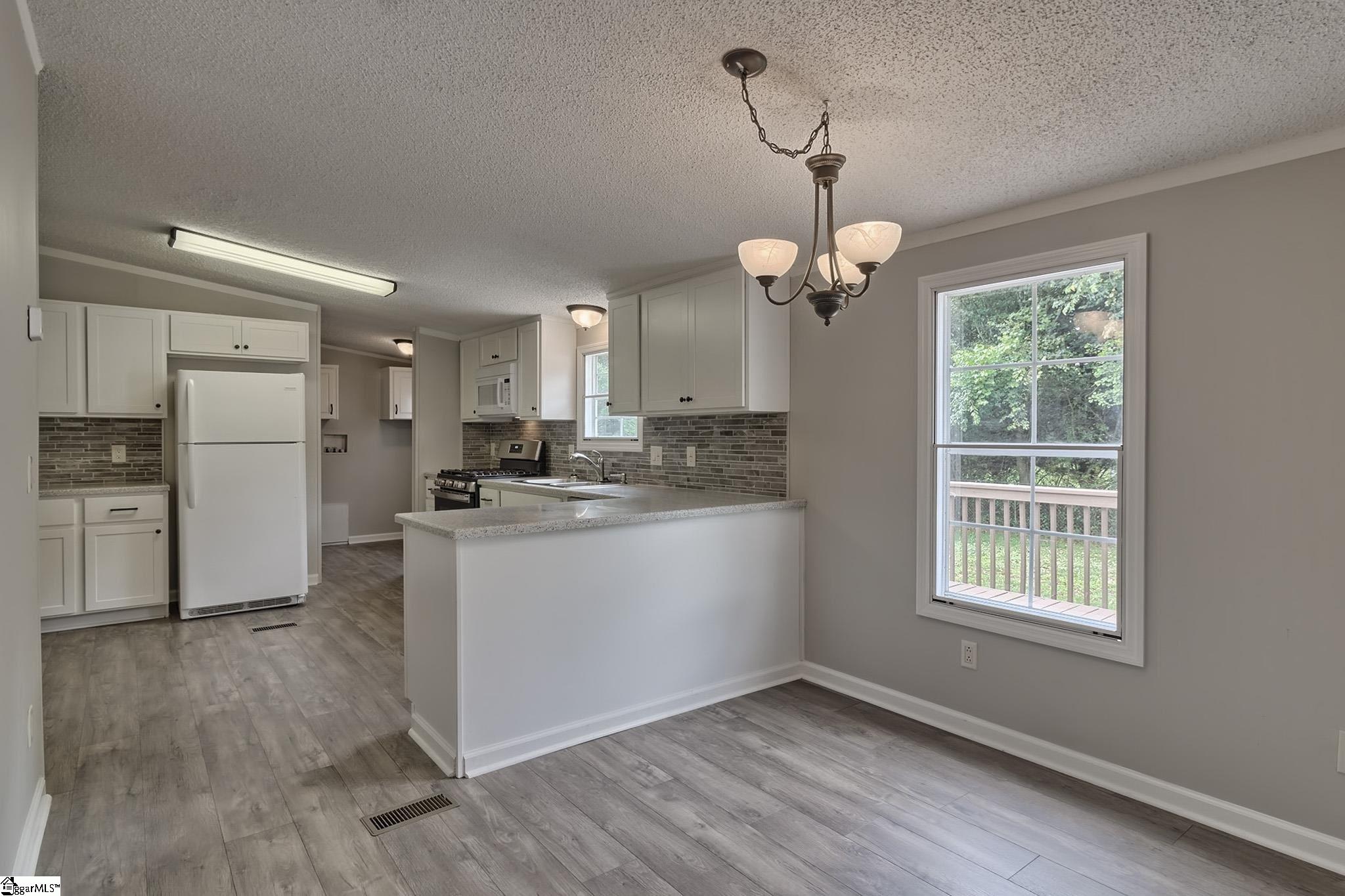 105 New Harrison Bridge Road Simpsonville, SC 29680 - Photo 2 of 31