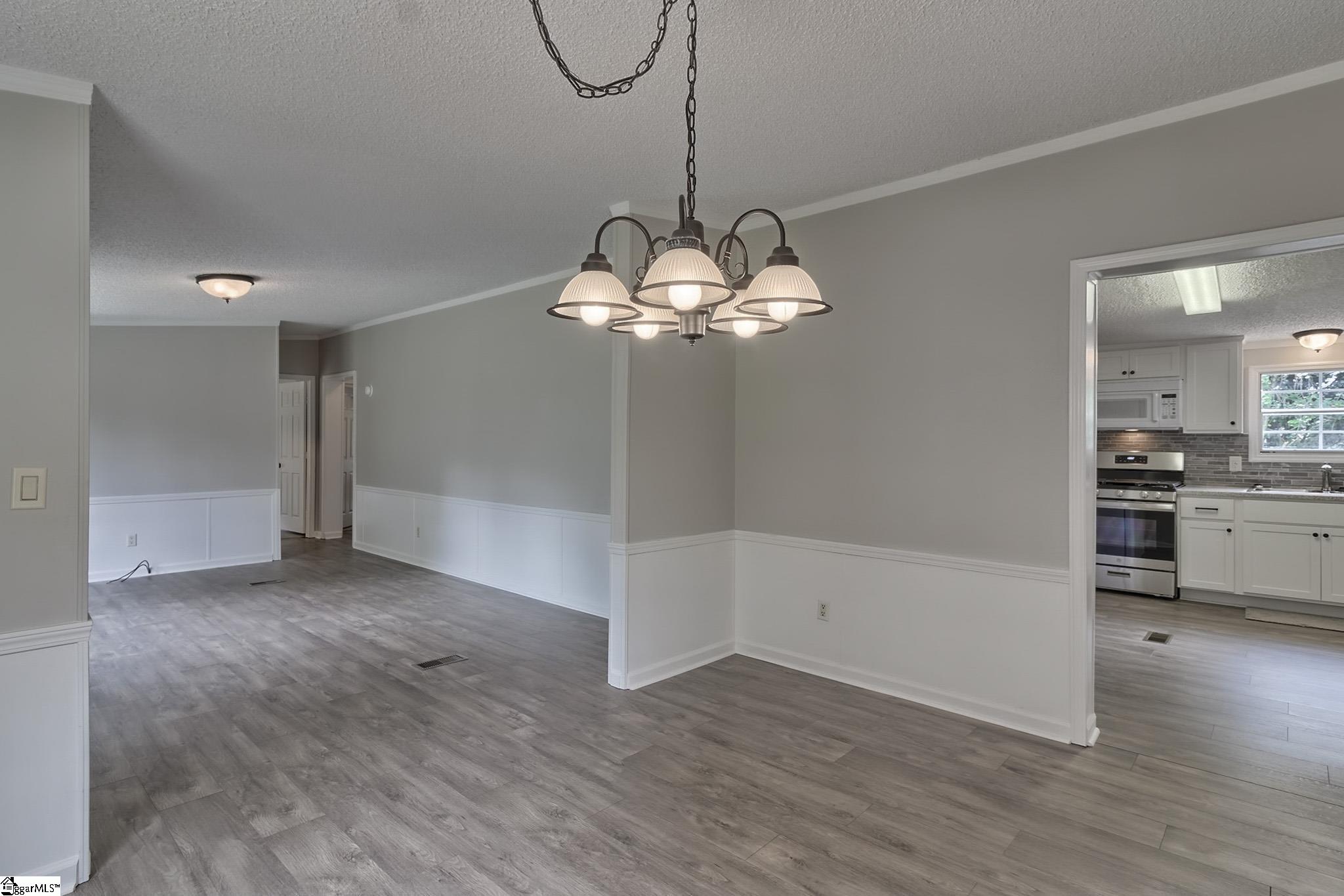 105 New Harrison Bridge Road Simpsonville, SC 29680 - Photo 7 of 31