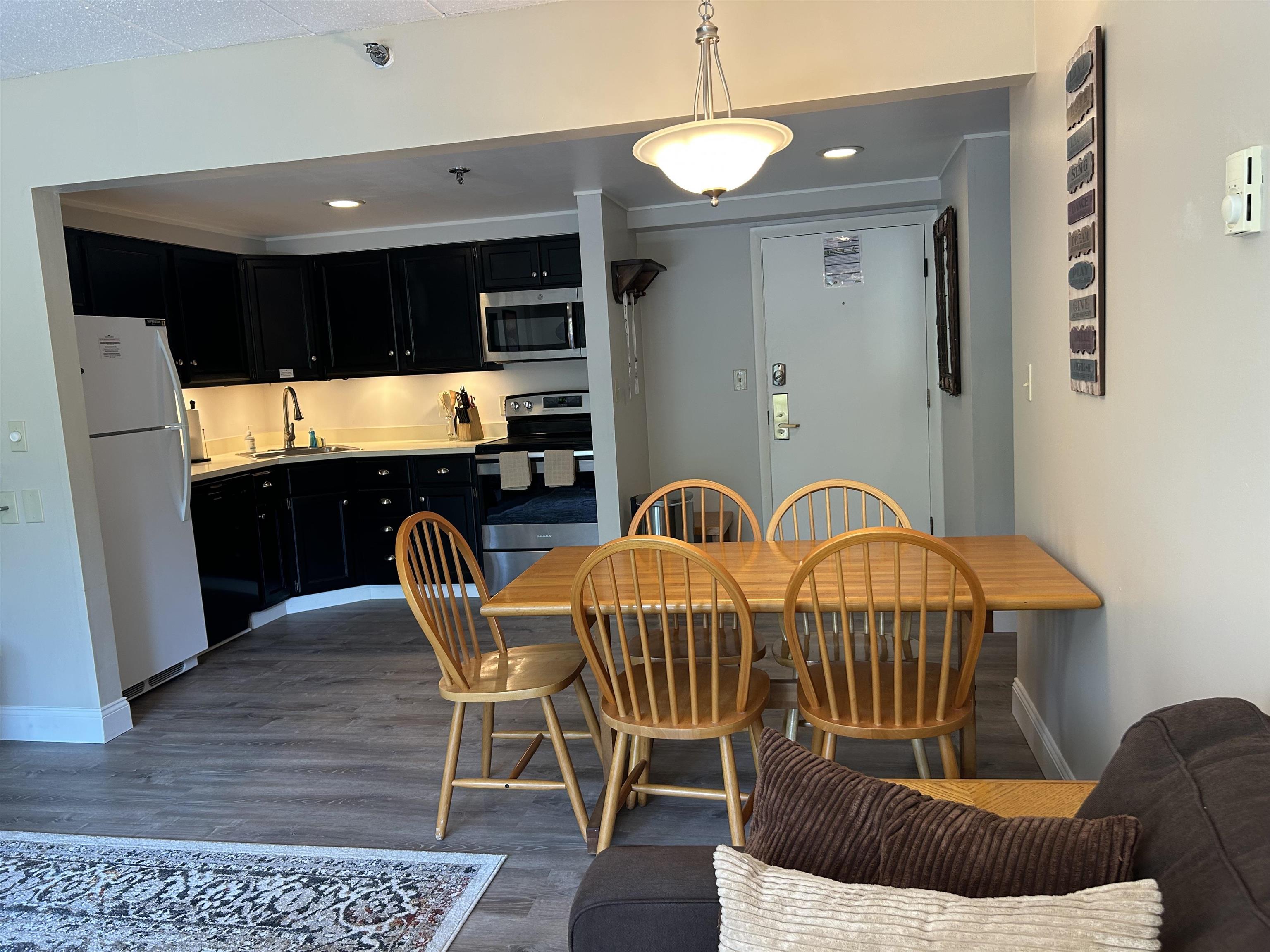 137 East Mountain Road, Unit 2D3 Killington, VT 05751 - Photo 4 of 15