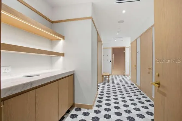 $14,000 | 3015 South Ysabella Avenue, Unit 1503, Tampa, FL 33629