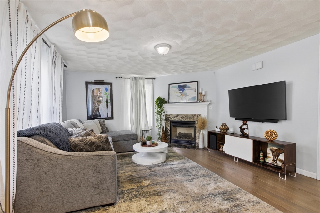 59 Nevins Road, Unit 59 Methuen, MA 01844 - Photo 4 of 33