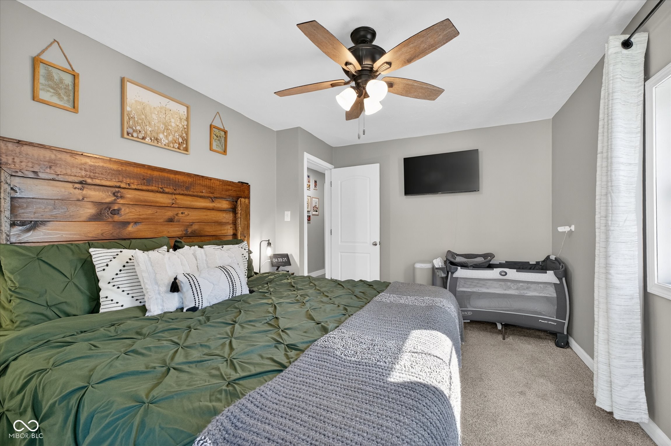 22 West 40th Street Anderson, IN 46013 - Photo 16 of 36