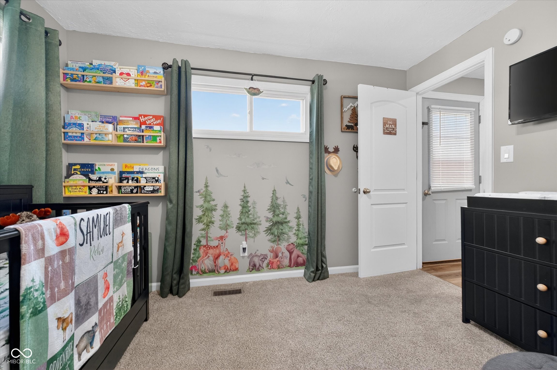 22 West 40th Street Anderson, IN 46013 - Photo 19 of 36