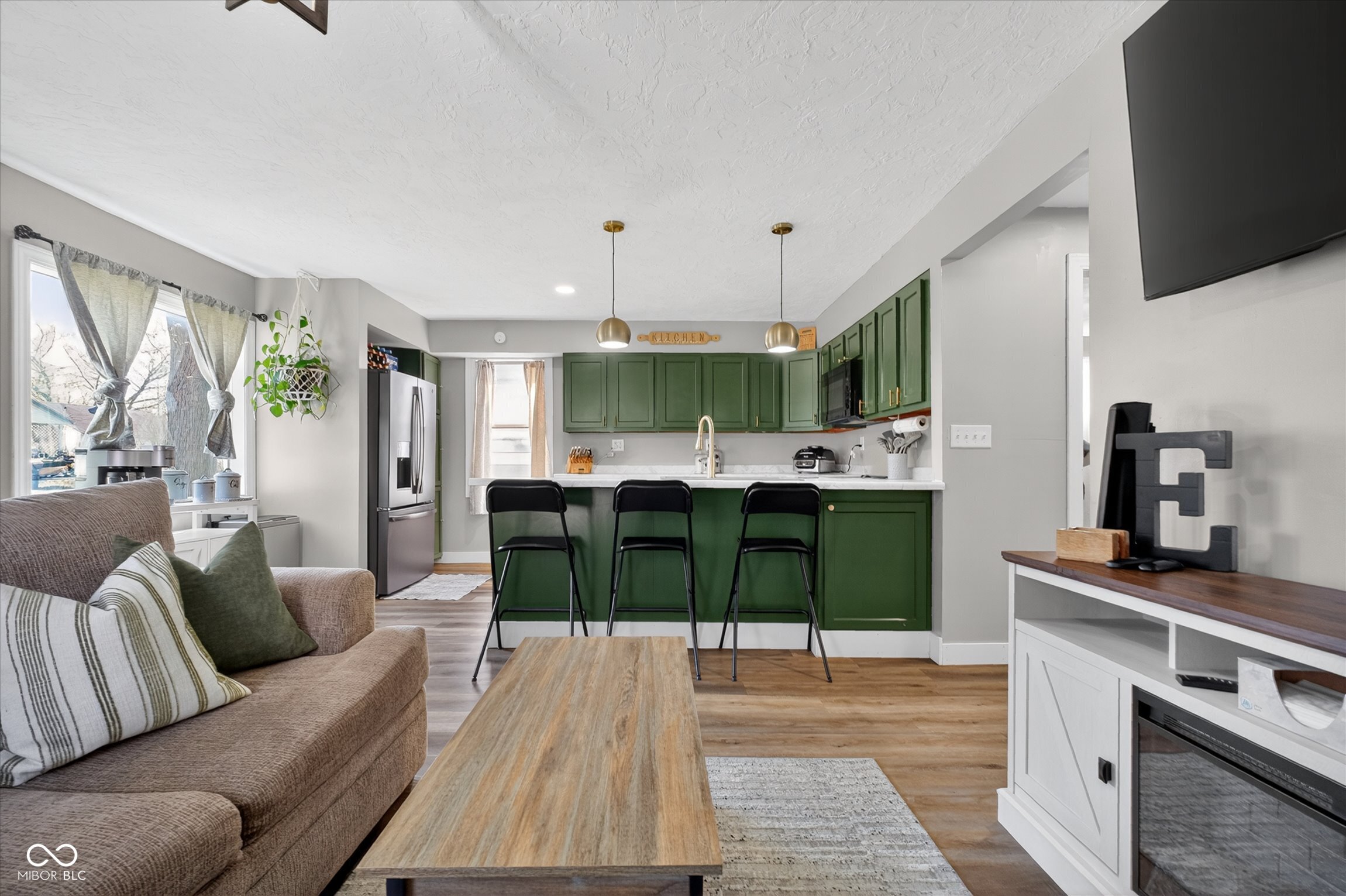 22 West 40th Street Anderson, IN 46013 - Photo 5 of 36