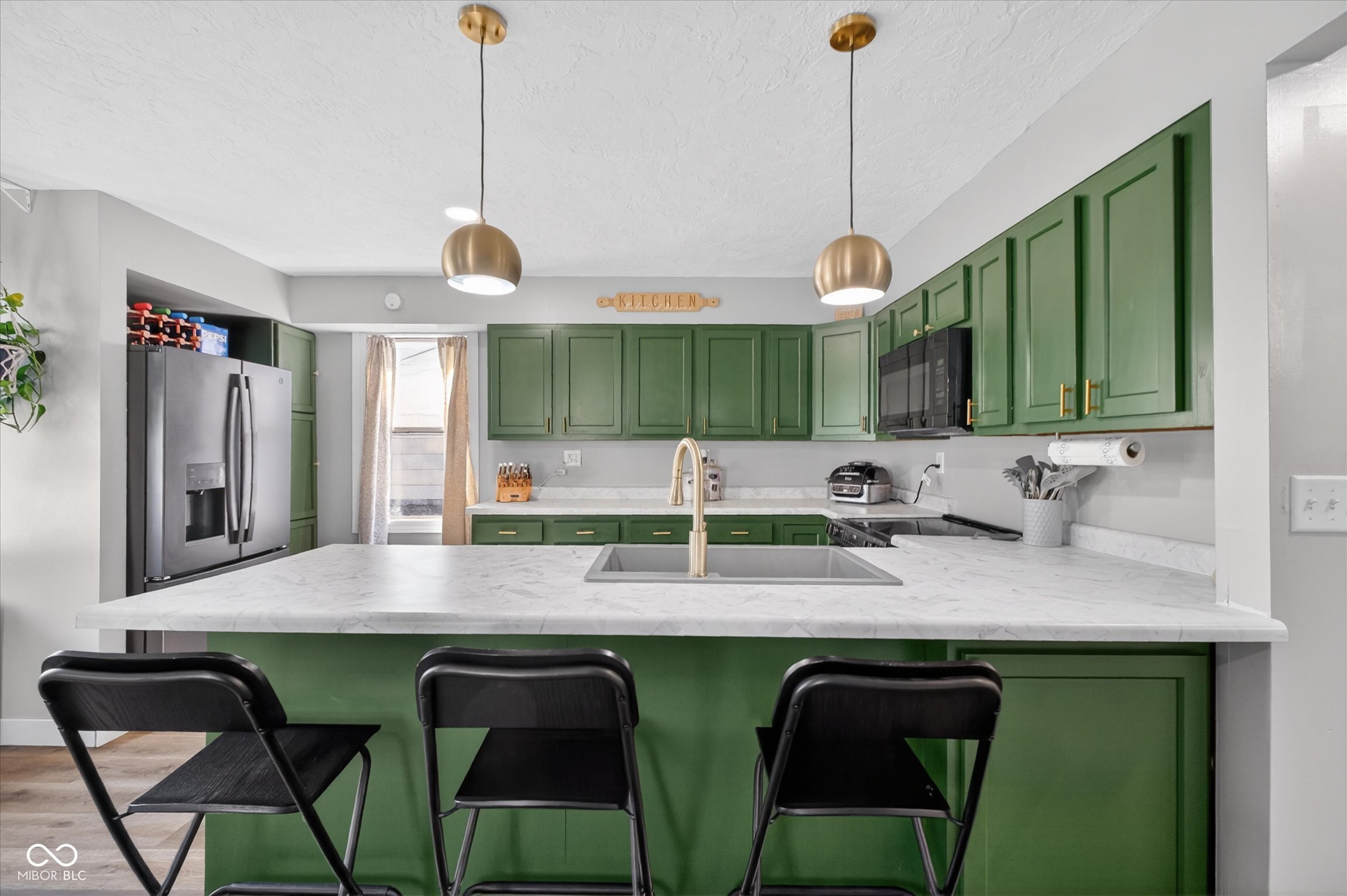 22 West 40th Street Anderson, IN 46013 - Photo 7 of 36