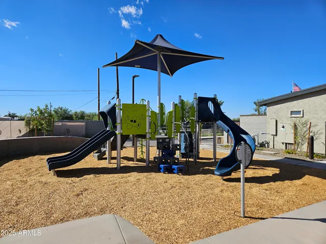 $1,995 | 651 North Ironwood Drive, Unit 1, Apache Junction, AZ 85120