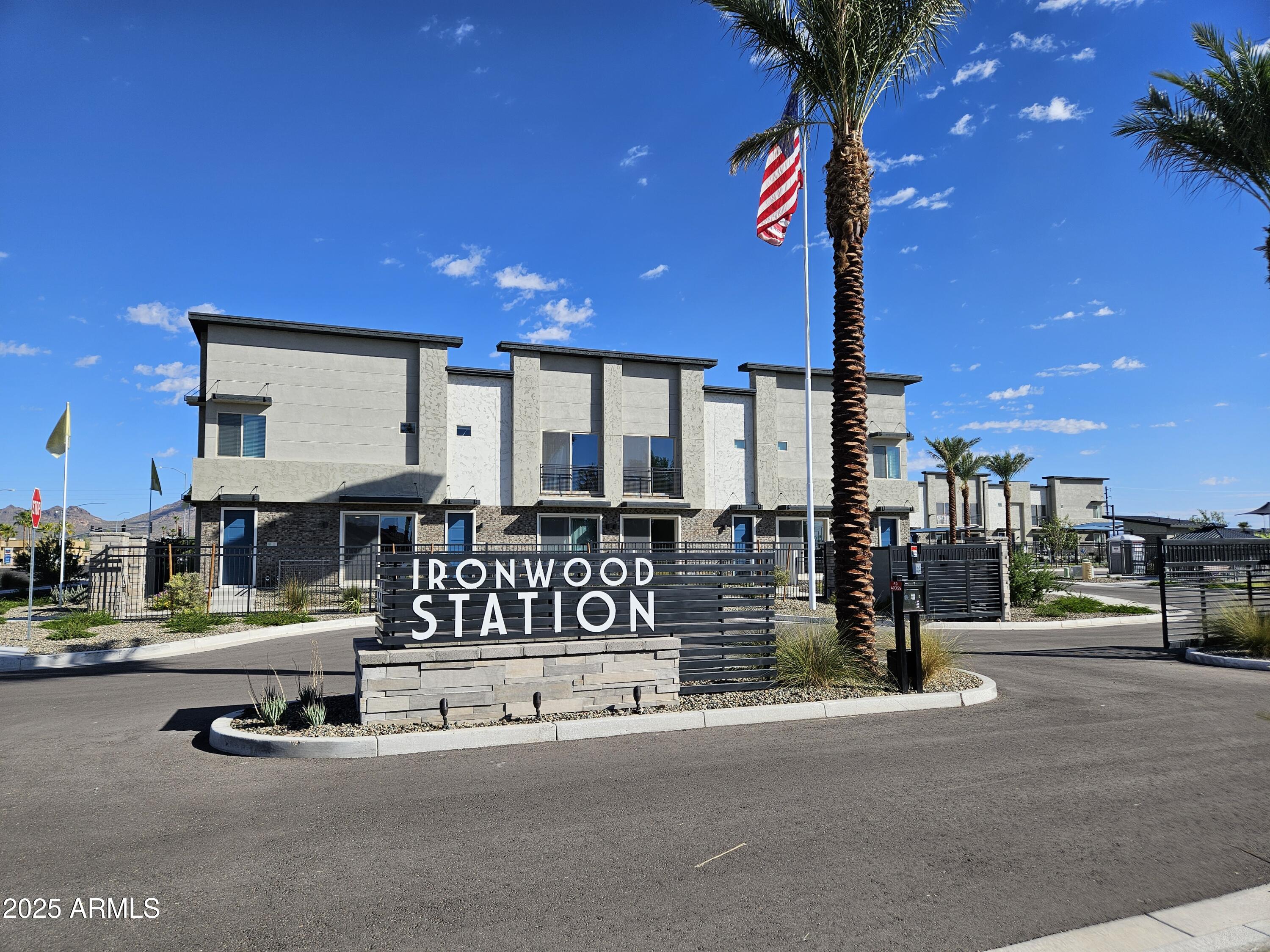 651 North Ironwood Drive, Unit 1 Apache Junction, AZ 85120 - Photo 2 of 19 20251003_162714816_iOS