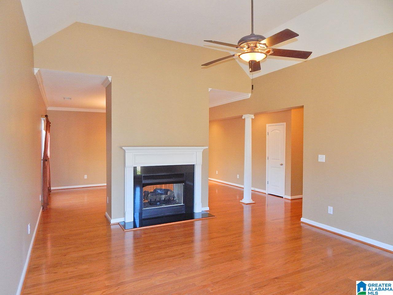 5266 Creekside Loop Birmingham, AL 35244 - Photo 4 of 17