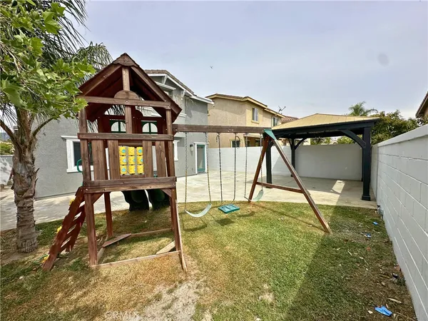 $745,000 | 16769 Spy Glass Court, Fontana, CA 92336