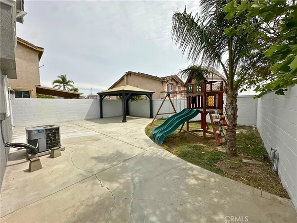 $745,000 | 16769 Spy Glass Court, Fontana, CA 92336