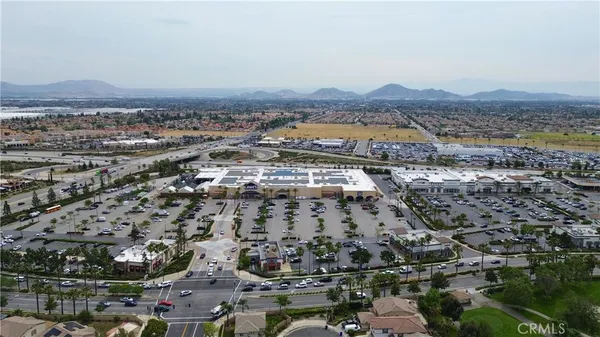 $745,000 | 16769 Spy Glass Court, Fontana, CA 92336