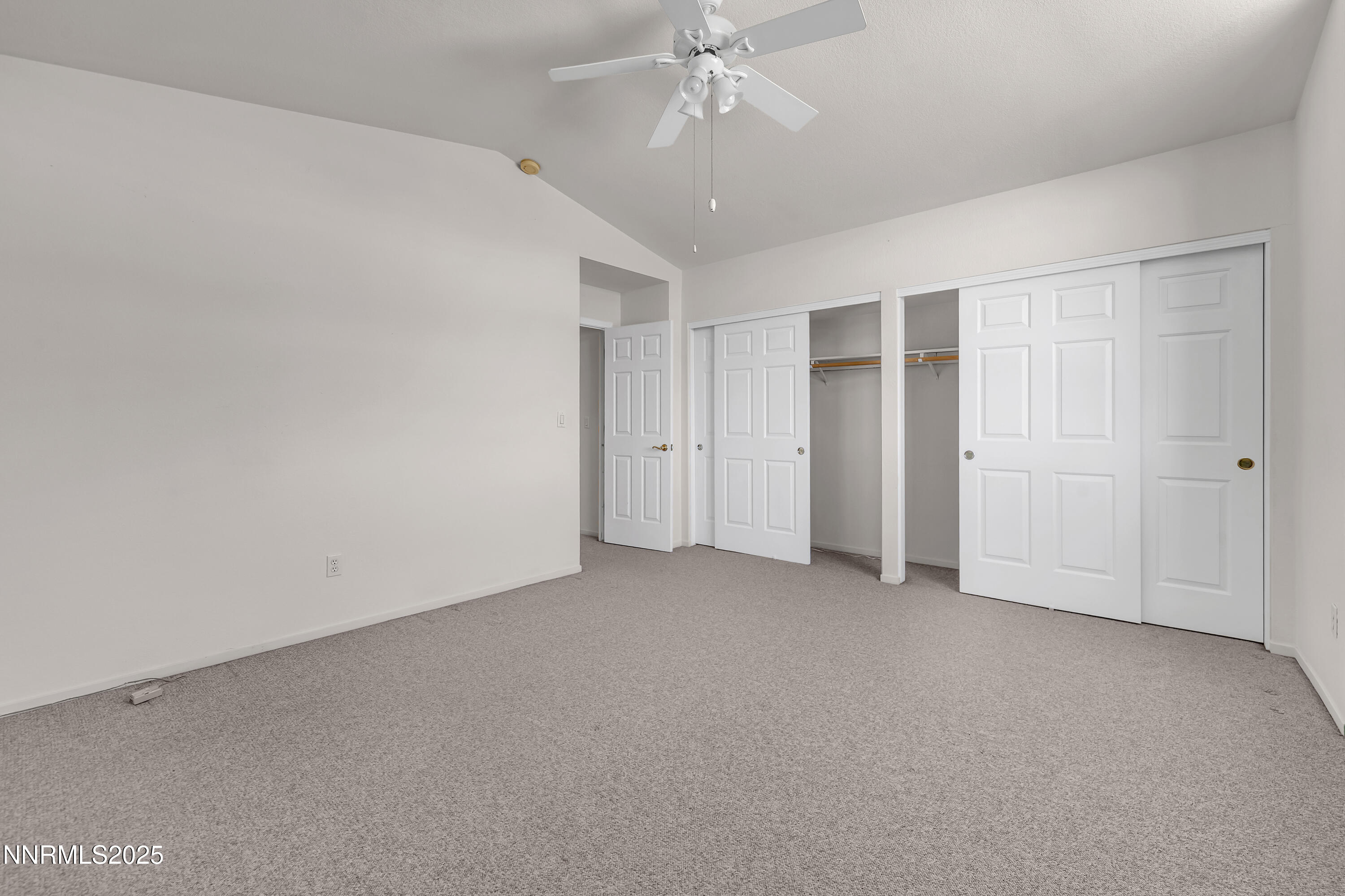 1850 Tess Way Reno, NV 89511 - Photo 31 of 50 an empty room with a bathroom