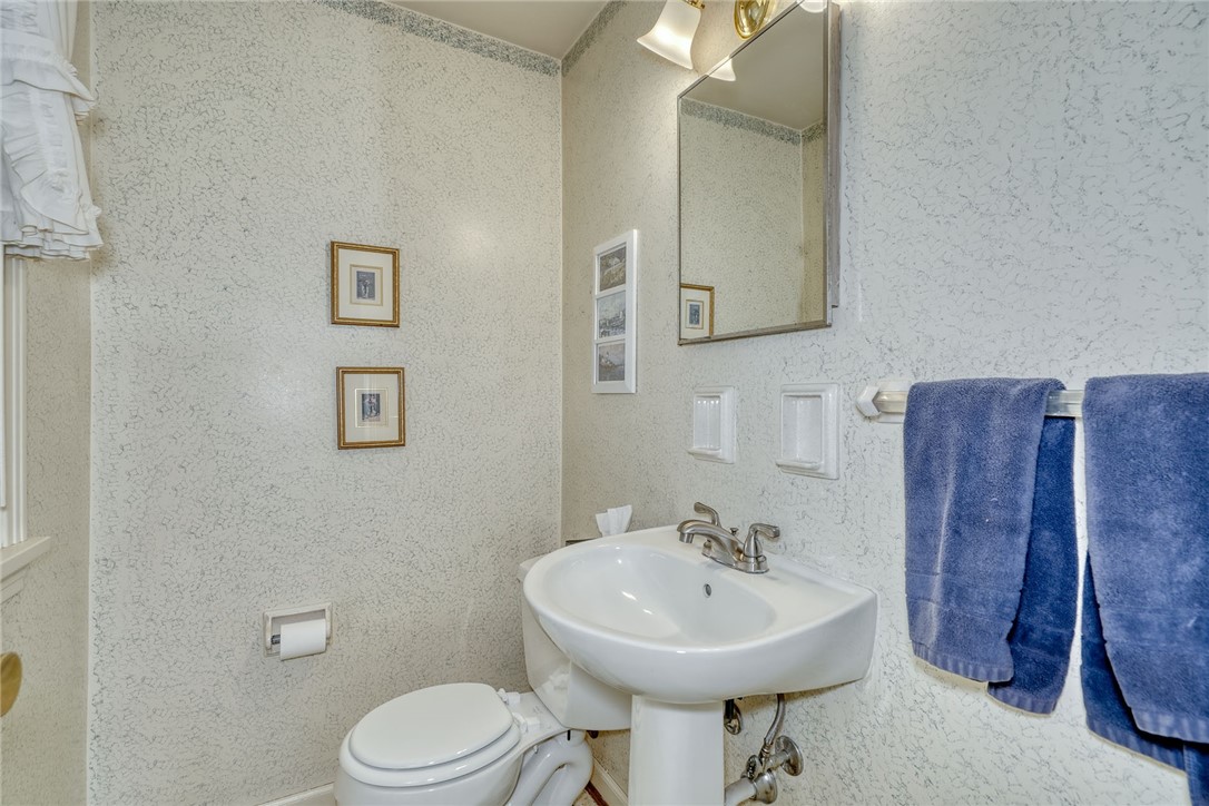 220 London Road Webster, NY 14580 - Photo 23 of 47