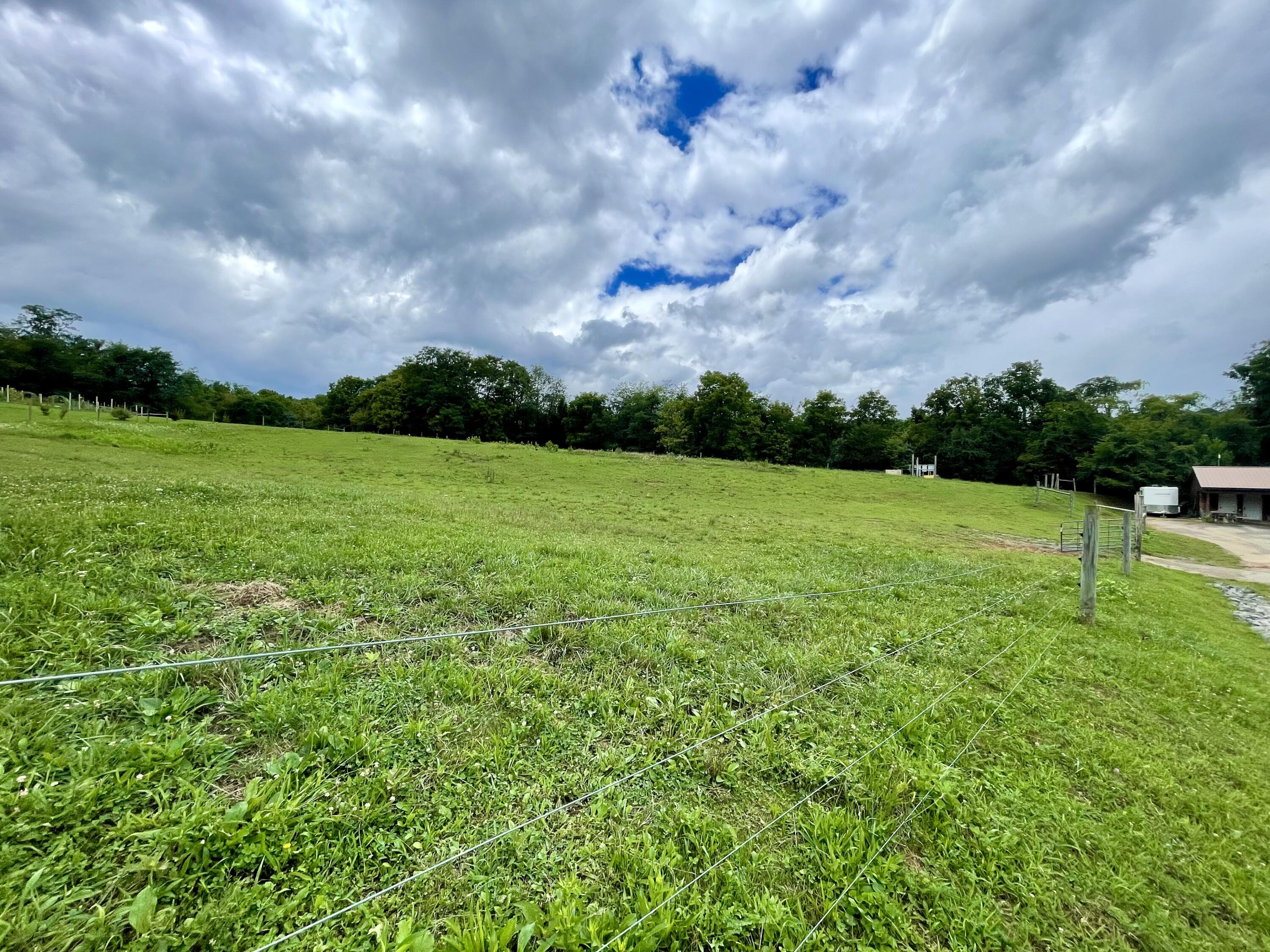 Lot 4 Huff Road Troutville, VA 24175 - Photo 1 of 12 0FA15519-9A7C-44DA-A62C-4BC6C13AC7B2_1_2