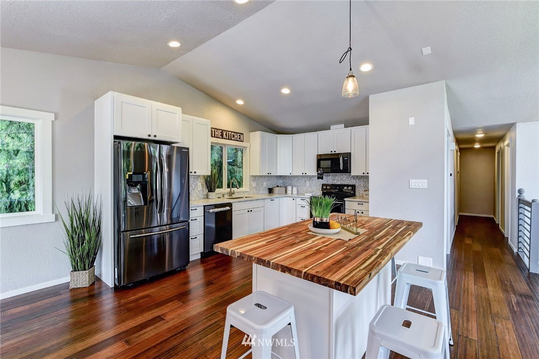 12729 Machias Cutoff Road Lake Stevens, WA 98258 - Photo 6 of 25 Gallery Image 6