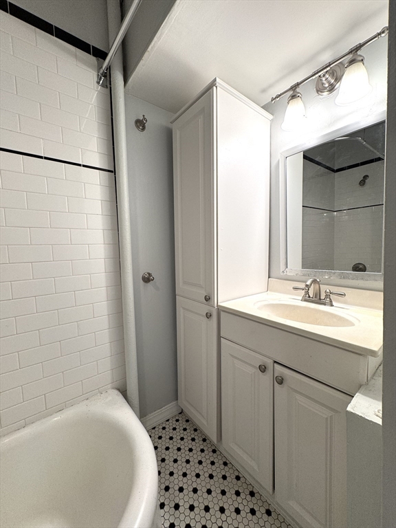 11 Irving Street, Unit 7 Boston, MA 02114 - Photo 7 of 10
