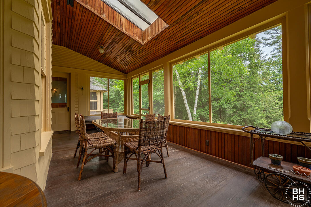 8 Pinehurst Road Saranac Lake, NY 12983 - Photo 23 of 109 HistoricHomeOnLowerSaranacLake_MH_Screen