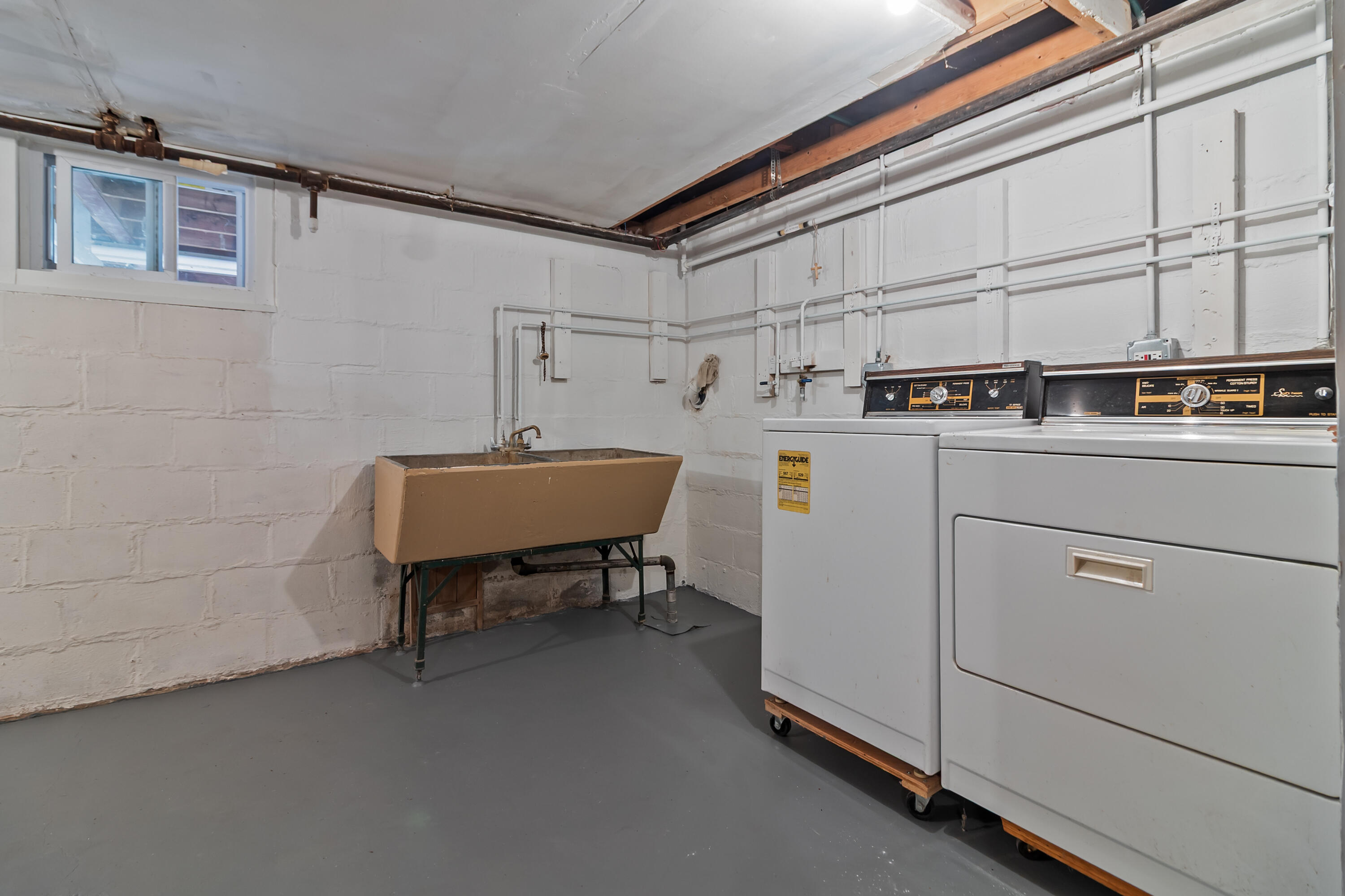 W3926 Springbrook Road Linn, WI 53147 - Photo 31 of 45 Laundry