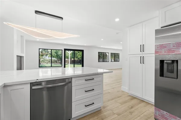 $5,200 | 19701 Blythe Street, Winnetka, CA 91306