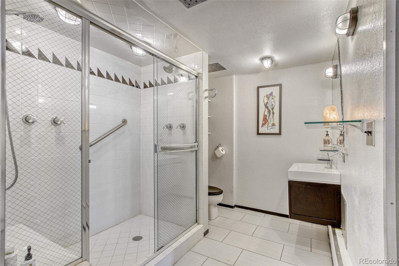 1777 Larimer Street, Unit 1908 Denver, CO 80202 - Photo 19 of 29