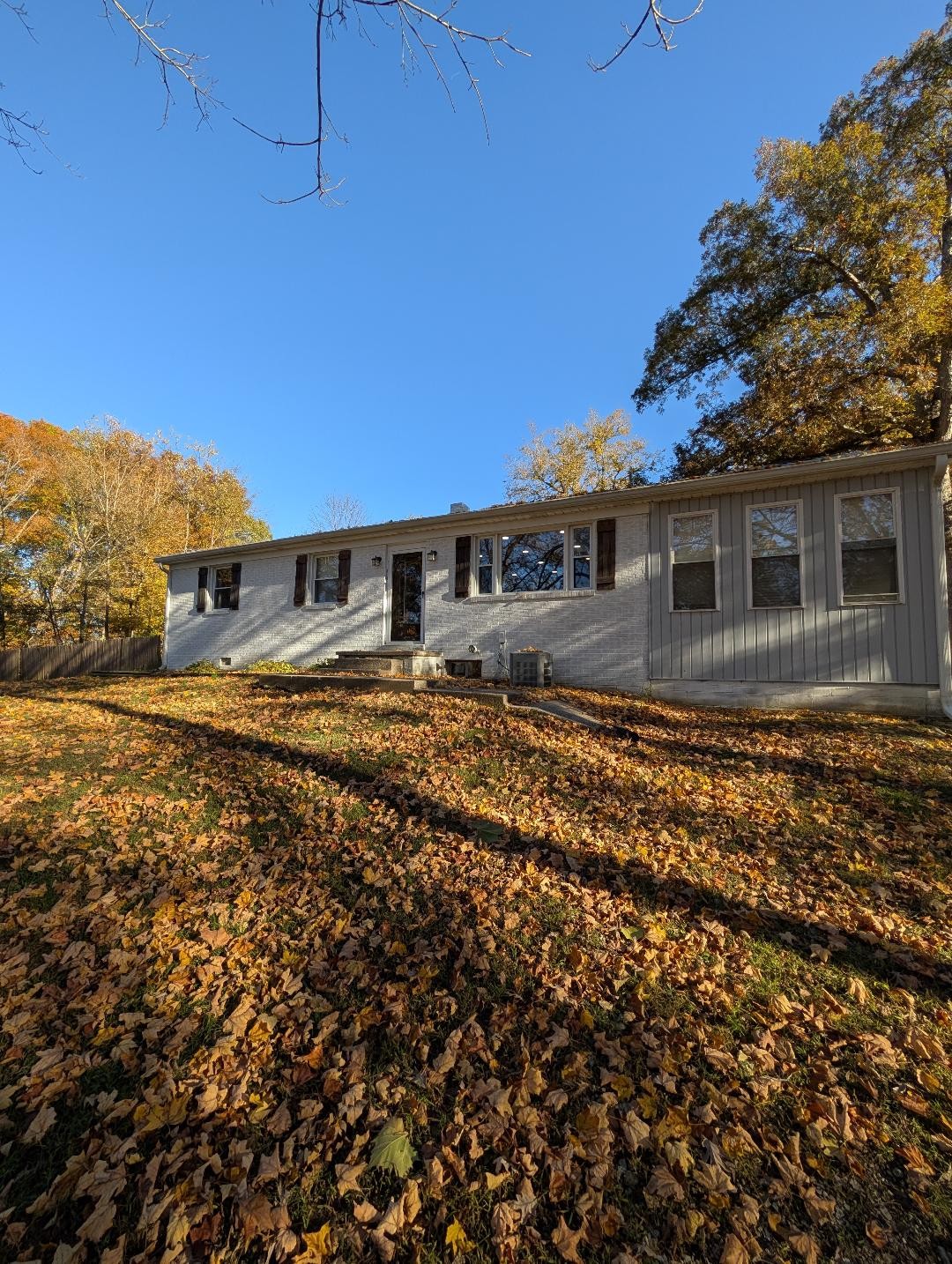 11774 Hopkinsville Road Princeton, KY 42445 - Photo 2 of 25 a view of house with backyard and trees