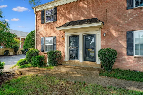 $125,000 | 5696 Quince Road, Unit 1, Memphis, TN 38119