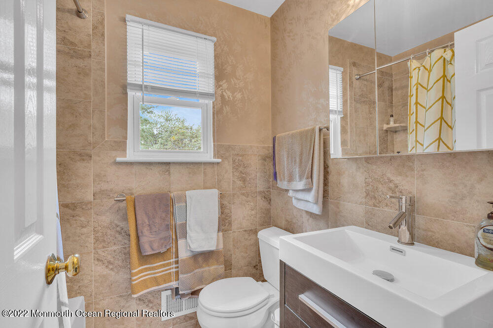 4 Nantucket Court Howell, NJ 07731 - Photo 18 of 39 ev203807