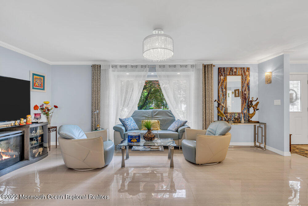 4 Nantucket Court Howell, NJ 07731 - Photo 6 of 39 ev203727-1