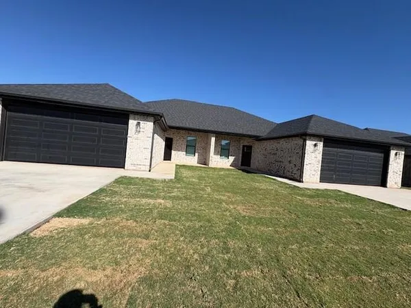 $2,795 | 374 Kristi Path, Unit 376, Abilene, TX 79602