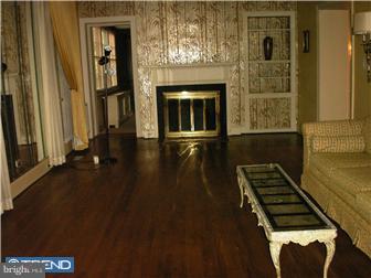 324 Waring Road Elkins Park, PA 19027 - Photo 10 of 11 Living Room