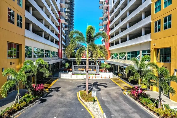 $2,699 | 1208 East Kennedy Boulevard, Unit 1126, Tampa, FL 33602